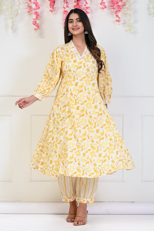 Bright Floral Pure Cotton Kurta Set | Kurti Manufacturer in Jaipur