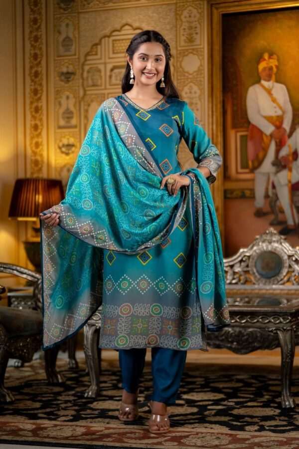 Best Kurta Set for Women - Elegant Ethnic Wear by Neelufer